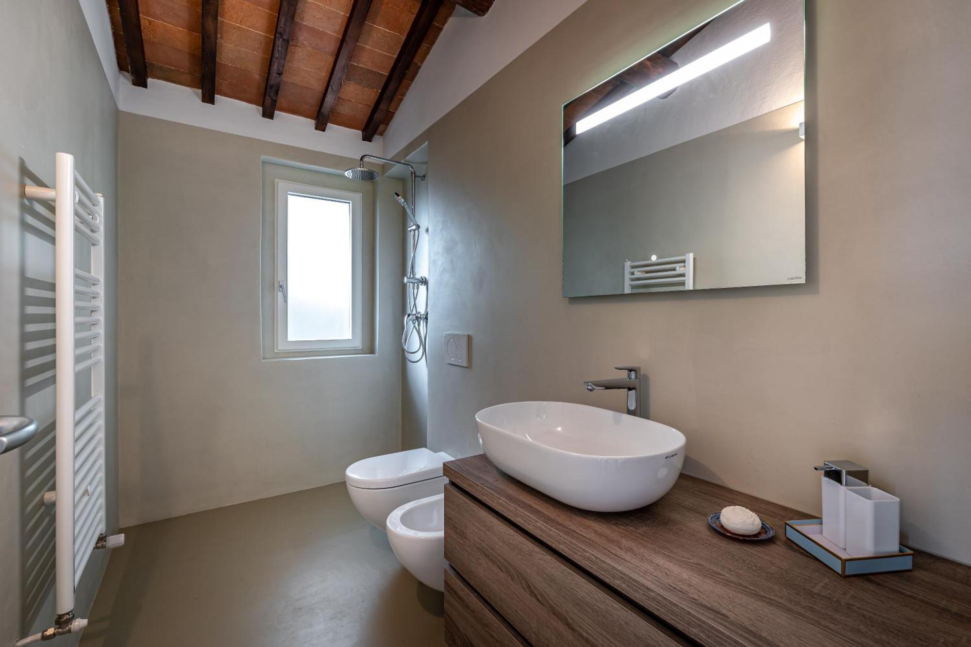 Apartment Yid Cozy House In With Jacuzzi