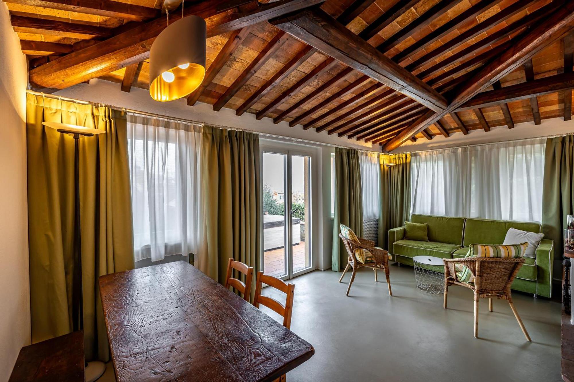 Yid Cozy House In With Jacuzzi Apartment *