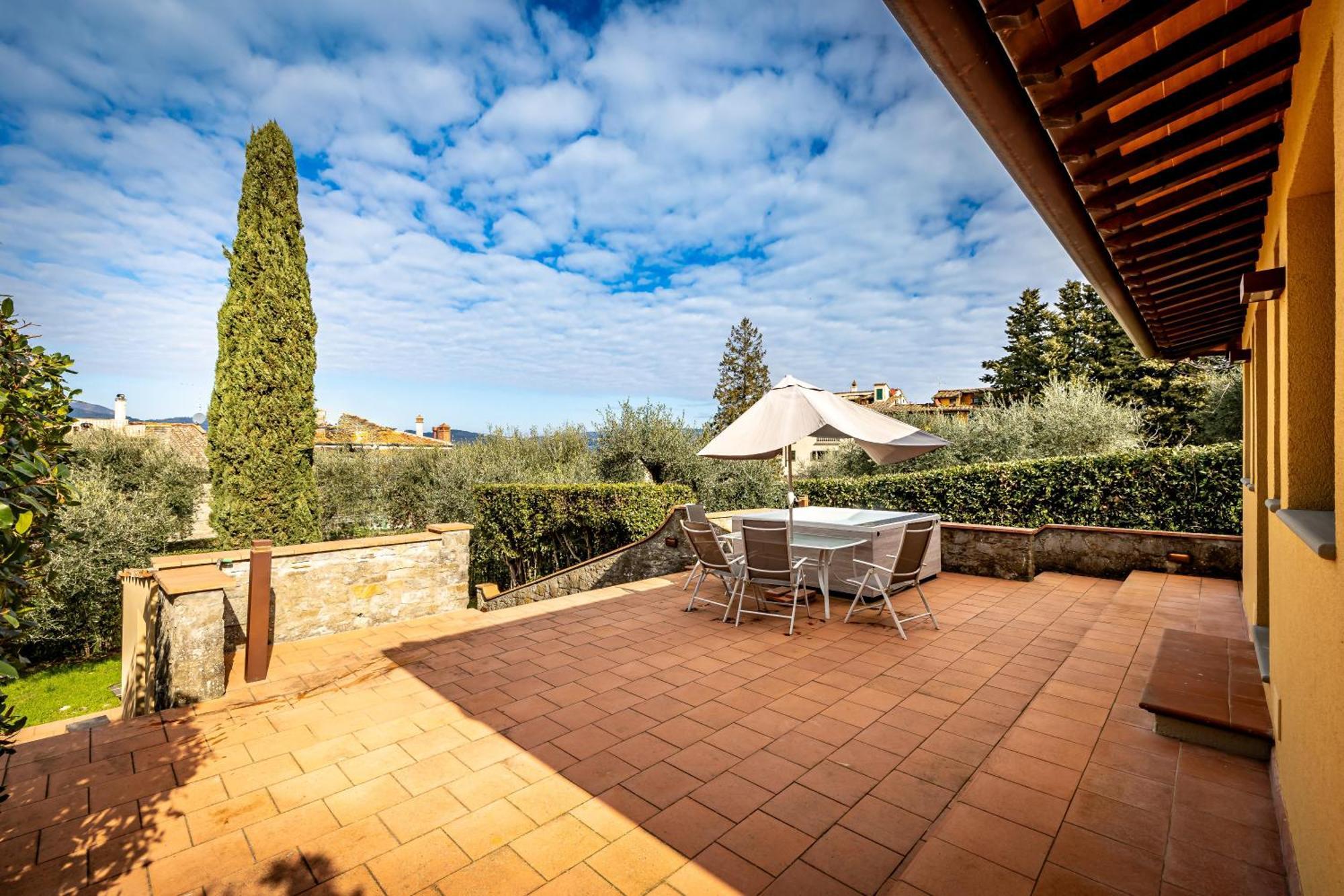 Apartment Yid Cozy House In With Jacuzzi Fiesole